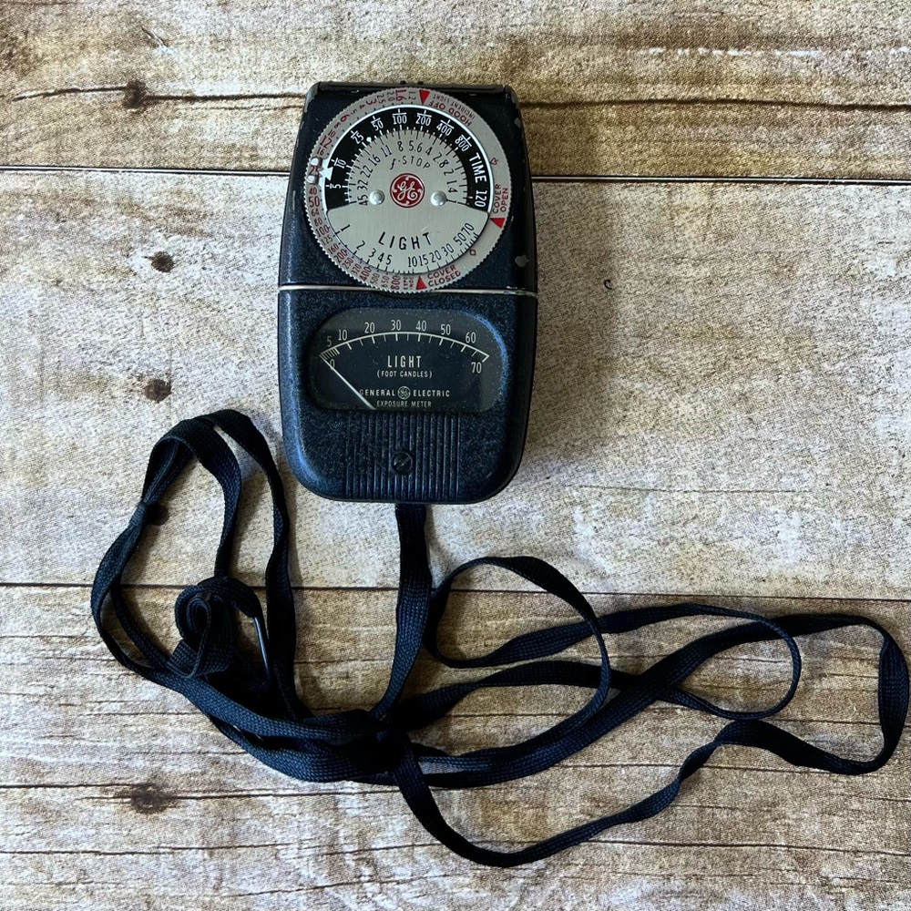 Vintage General Electric GE Exposure Meter Type DW-68 Light Meter with Box‎
